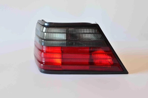 MERCEDES W124 STOP SOL YENİ MODEL 1248206164 ürün görseli 1