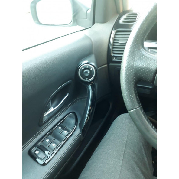 PTTAVM: Renault Laguna 2 - Faz 2 Full Set Pianoblack Konsol Maun
