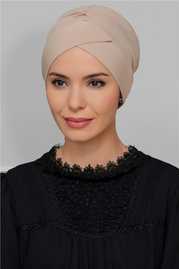 Bej Pratik Hazır Geçmeli Tesettür Bone Sandy Kumaş Çapraz Büzgülü 1801_12 ürün görseli 1