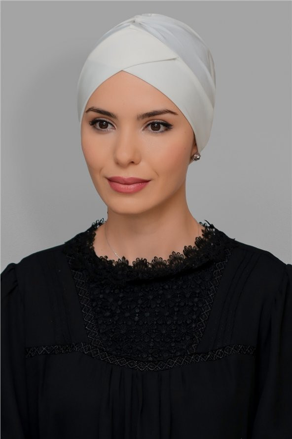 Krem Pratik Hazır Geçmeli Tesettür Bone Sandy Kumaş Çapraz Büzgülü 1801_40 ürün görseli 1