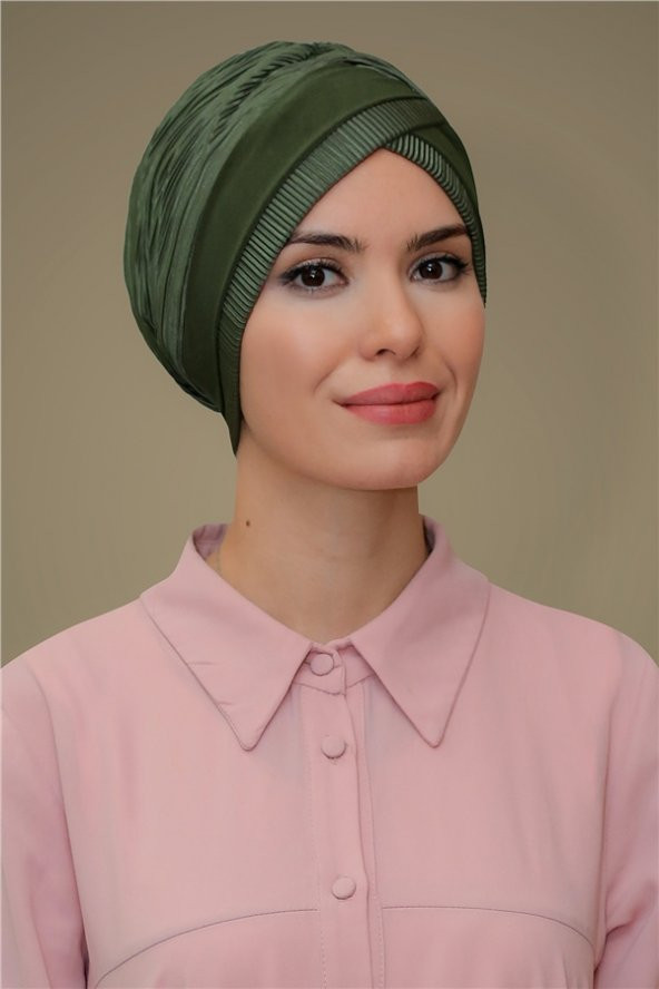 Haki Pratik Hazır Geçmeli Tesettür Bone Fukuro Piliseli Tek Bantlı Çapraz Büzgülü 1821_09 ürün görseli 1