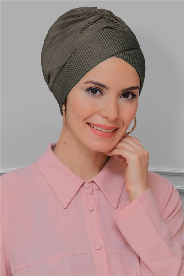 Vizon Pratik Hazır Geçmeli Tesettür Bone Fukuro Piliseli Çapraz Büzgülü 1822_10 ürün görseli 1