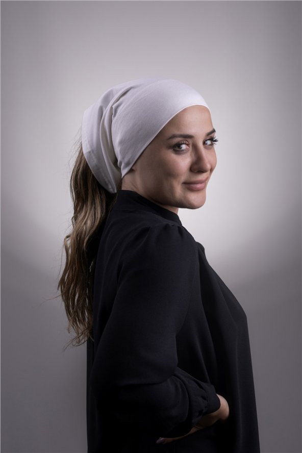 Krem Pratik Hazır Geçmeli İç Bone Viskon Kumaş Dikişsiz Boru Bone 3006_40 ürün görseli 1