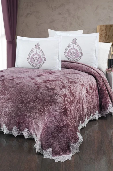 The Home Collection Larissa Fransız Güpürlü Battaniye Yatak Ört Seti-Mürdüm ürün görseli 1