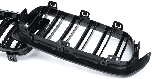 Bmw F30 Ön Panjur Böbrek M3  Model Piano Black ürün görseli 1