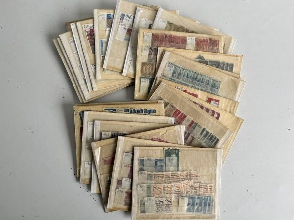 Yabancı Posta Pulu Lotu 870 Adet B012 ürün görseli 1