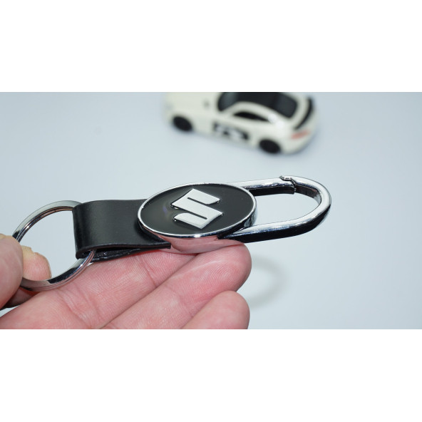 DK Tuning Suzuki Logo Deri Metal Anahtarlık ürün görseli 1