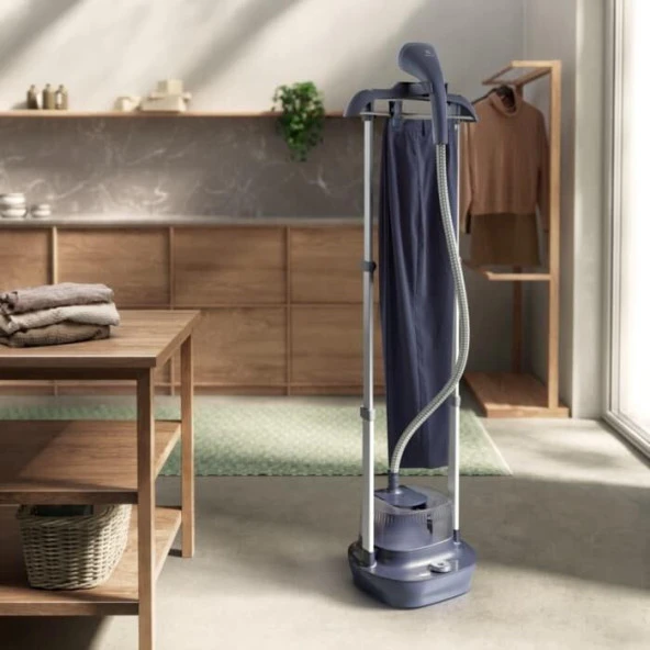 Electrolux E7US1-4MN Buharlı Kırışık Giderici ürün görseli 1