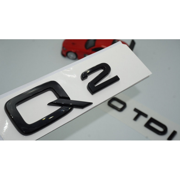 Audi Q2 40 TDi Parlak Siyah ABS 3M 3D Bagaj Yazı Logo Orjinal Ürün ürün görseli 1