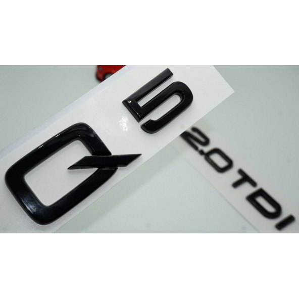 Audi Q5 2.0 TDi Parlak Siyah ABS 3M 3D Bagaj Yazı Logo Orjinal Ürün ürün görseli 1