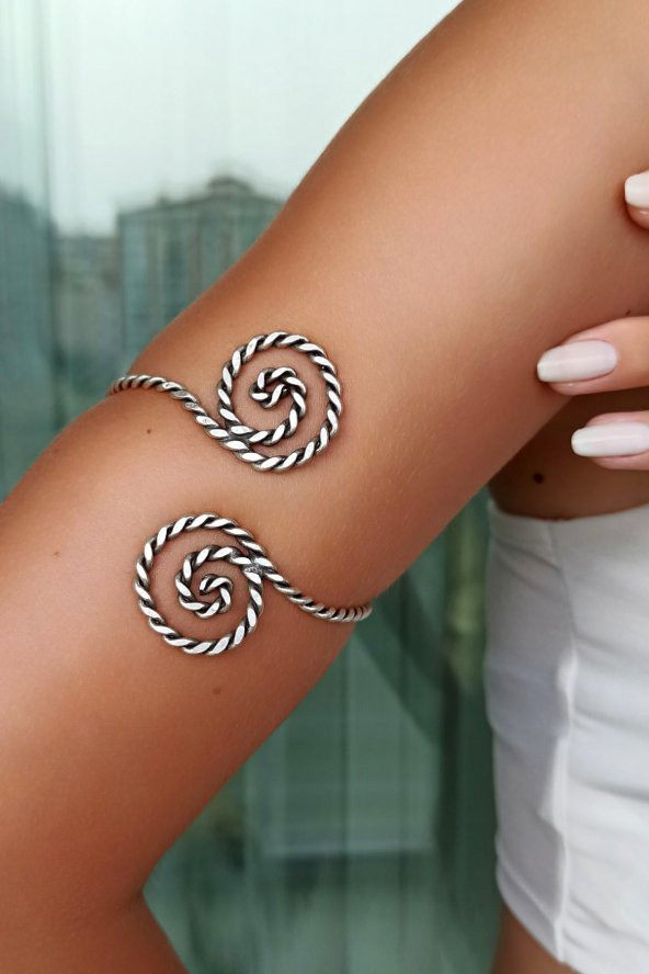 Spiral Şekilli Gümüş Kaplama El Yapımı Ayarlanabilir Kol Bilekliği Pazılık ürün görseli 1