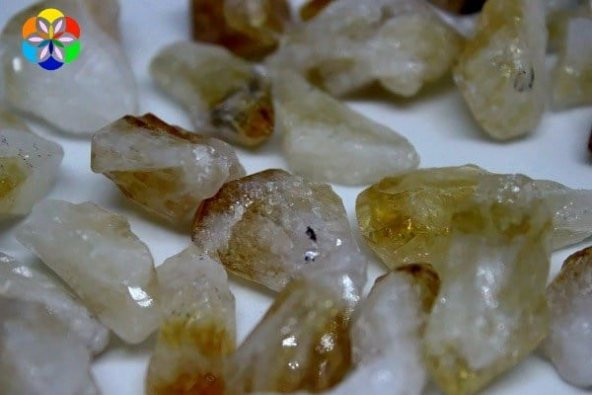 Sitrin Taşı Ham Amorf Parçalar (2-4gram) - Resim 4
