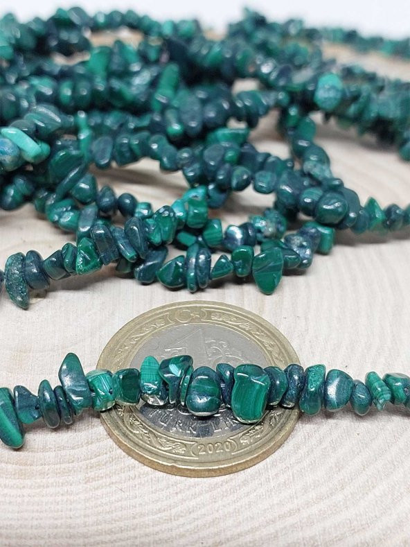 Delikli Malakit Taşı Minik Boy 4-6mm Aralığı Şekilsiz Taşlar 50 adet ürün görseli 1