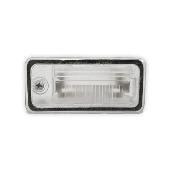 Audi A3 2004-2008 Arka Sol Plaka Aydınlatma Lamba Camı 8E0943021B ürün görseli 1