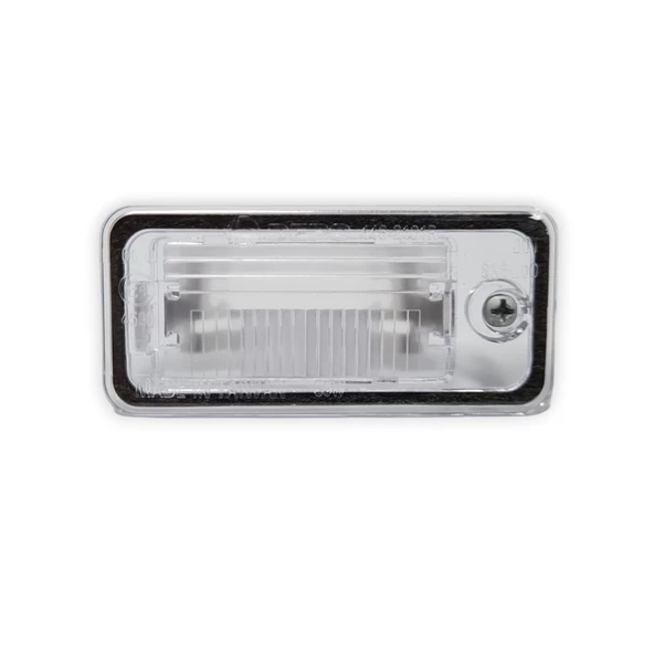 Audi Q7 2010-2015 Arka Sağ Plaka Aydınlatma Lamba Camı 8E0943022B ürün görseli 1