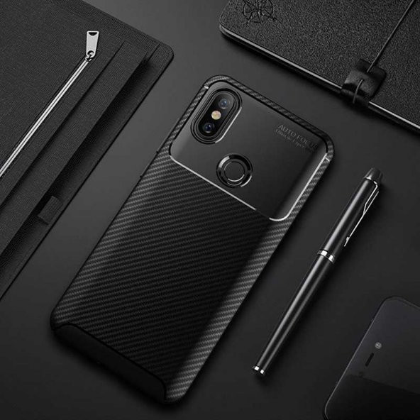Xiaomi Mi A2 Lite Kılıf Focus Karbon Kamera Korumalı Silikon Kılıf ürün görseli 1