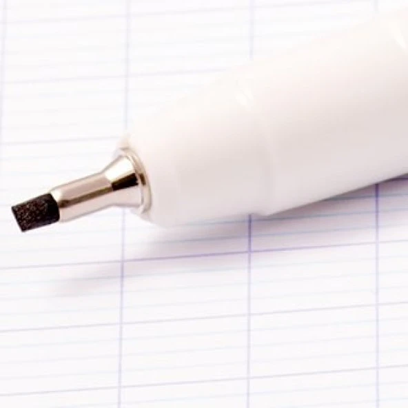 Zig Calligraphy Pen Kaligrafi Kalemi 2.0 mm Siyah ürün görseli 1