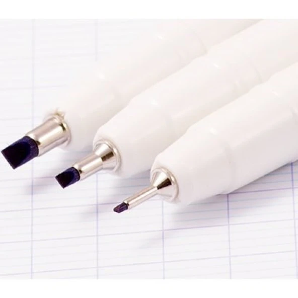 Zig Permanent Mürekkepli Kaligrafi Kalemi 2.0 mm Siyah ürün görseli 1