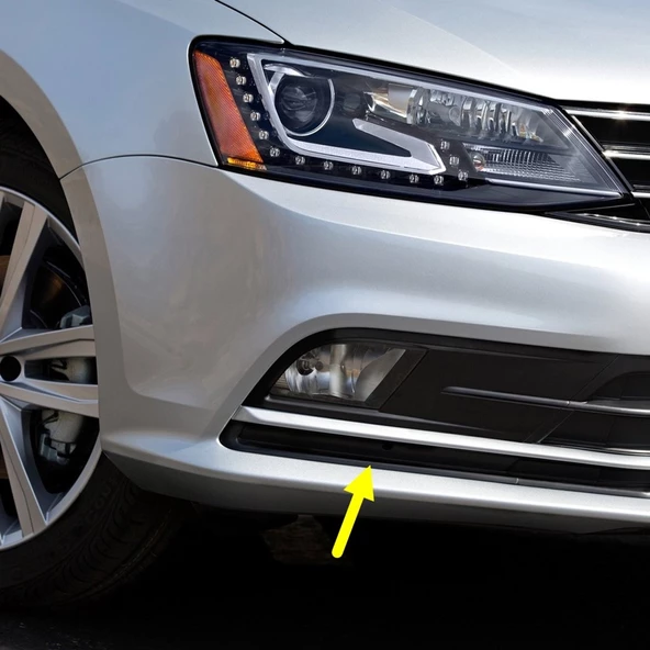 VW Jetta 2015-2018 Sağ Sis Farı Alt Plastik Çıtası 5C6807234A ürün görseli 1