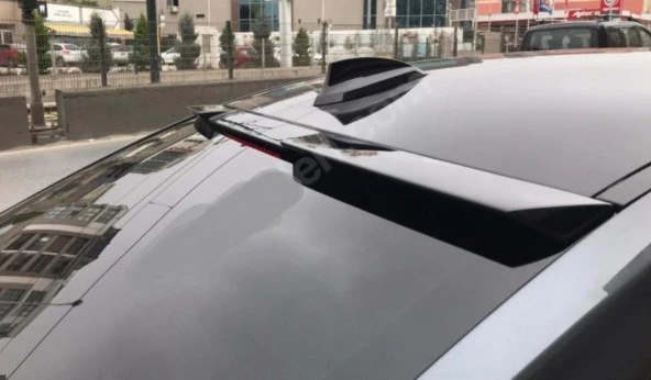 Bmw G20 Cam Üstü Spoyler Yarasa Model M3 (pianoblack-plastik) ürün görseli 1