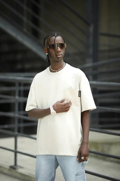 Oversize Pamuklu Bisiklet Yaka Cepli Likralı Erkek Yazlık T-shirt ürün görseli 1