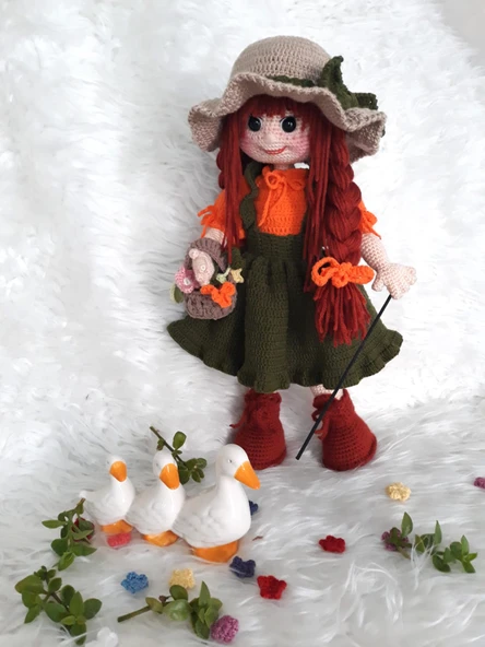 Çiftçi Kız Bebek Amigurumi Organik Oyuncak ürün görseli 1