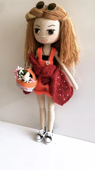 Çiçekçi Kız Bebek Amigurumi Organik Oyuncak ürün görseli 1