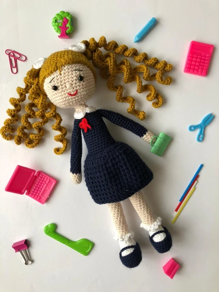 Önlüklü Bebek Amigurumi Organik Oyuncak ürün görseli 1