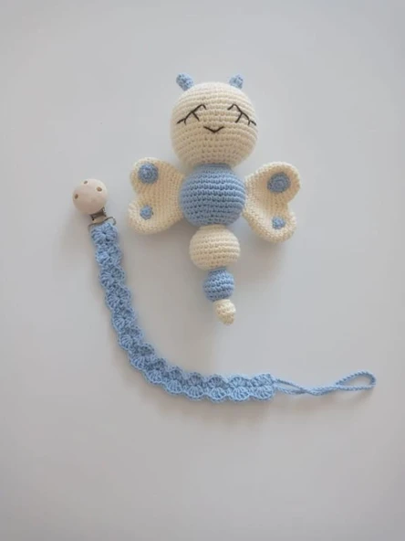 Mavi Kelebek Çıngırak ve Emzik Zinciri Amigurumi Organik Oyuncak ürün görseli 1