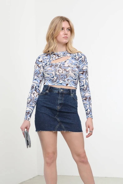 Pencere Detaylı Jakarlı Crop Top - Resim 4