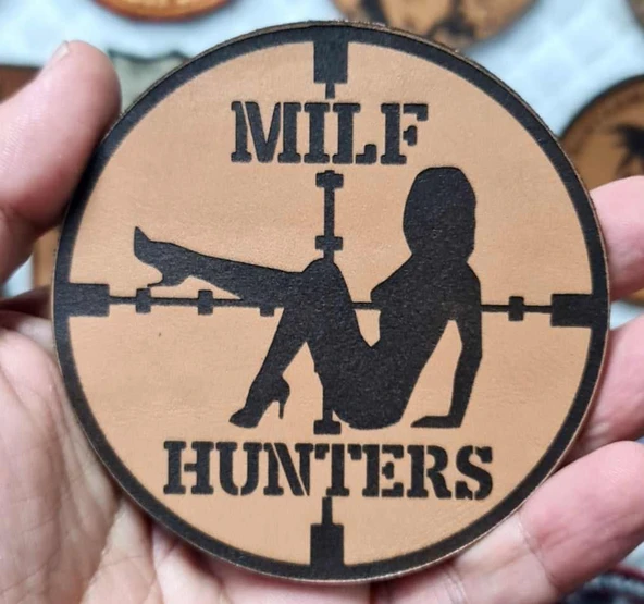 MILF HUNTER Deri PEÇ - Arma - Leather Patch - Resim 2
