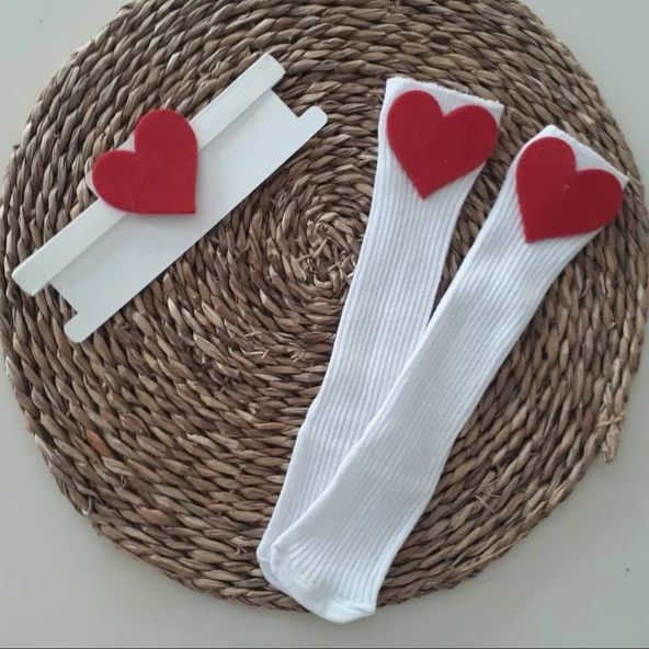 MARS BABY Kız Bebek Kırmızı Kalp Figürlü Bandana ve Beyaz Çorap Set ürün görseli 1