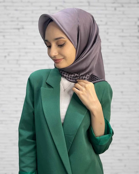 Pierre Cardin Kampanyalı Sezonsuz Sura (Krep Saten) İpek Eşarp 8473230  FÜME ürün görseli 1