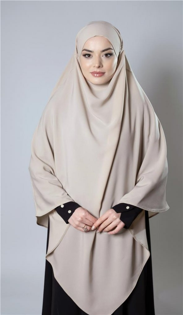 Bej Pratik Hazır Geçmeli Tesettür Eşarp Medine İpeği Bağcıklı Sufle Hijab 2301_12 ürün görseli 1