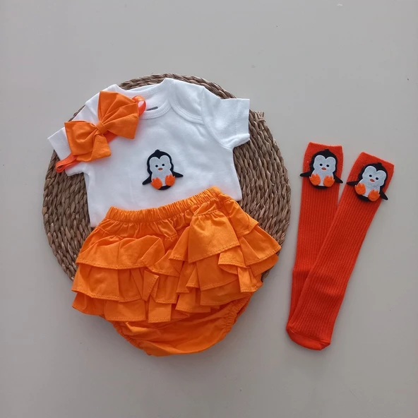 MARS BABY Kız Bebek Turuncu Penguen Fırfır Şort Etek Badili Çorap Takımı ürün görseli 1