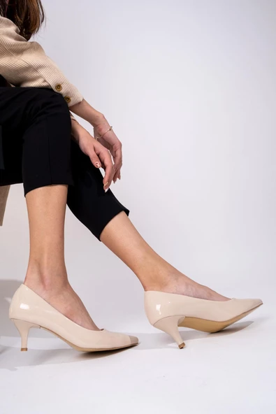 Kadın Ten Rugan Kısa Topuklu Stiletto Ayakkabı - Candy ürün görseli 1
