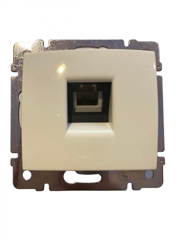 Legrand Valena 774438 RJ11 Tekli Telefon Prizi Beyaz (Çerçeve Dahil) ürün görseli 1