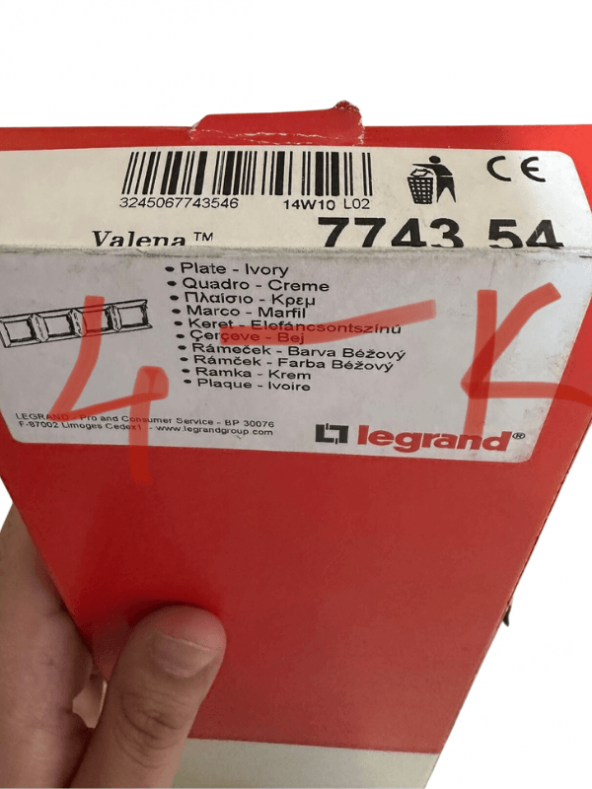 Legrand Valena 774354 4Lü Çerçeve Krem (Bej) - Resim 2