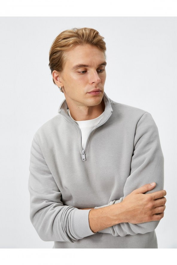 Yarım Fermuarlı Sweatshirt Dik Yaka Uzun Kollu ürün görseli 1