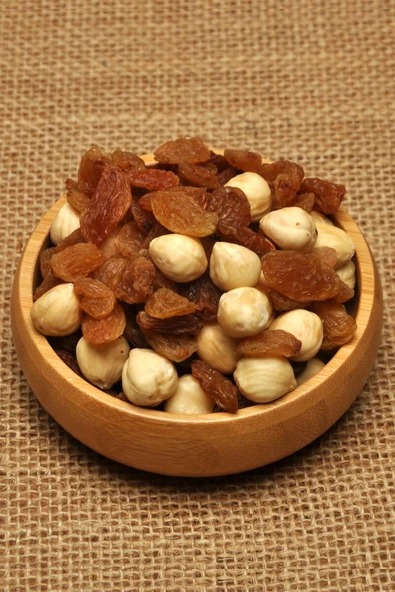 Kavrulmuş Fındık + Kuru Üzüm Karışık 400 G ürün görseli 1