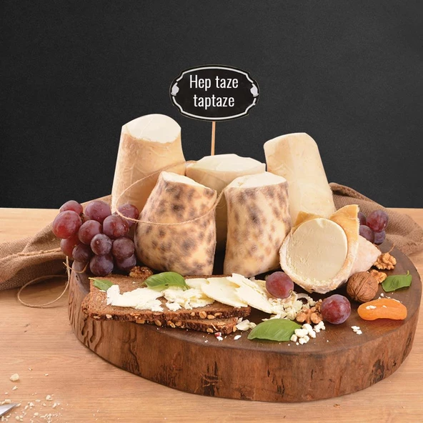 Çorum Kargı Tulum Peyniri 1000 g e ürün görseli 1