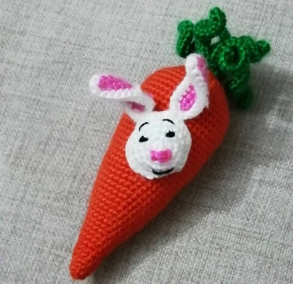 Sevimli Havuç Çıngırak Amigurumi Organik Oyuncak ürün görseli 1