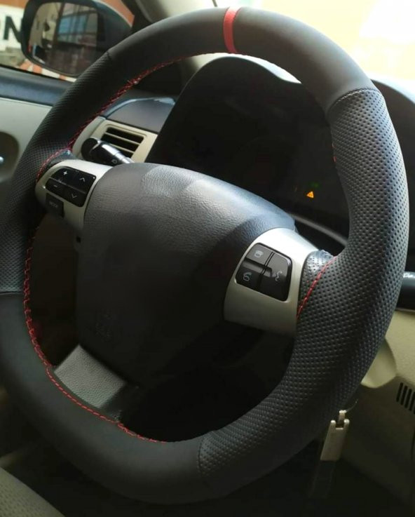 Toyota Corolla 2007-2011 Uyumlu Dikmeli Direksiyon Kılıfı Noktalı-Alkantara (Nubuk) Kırmızı Yüzüklü ürün görseli 1
