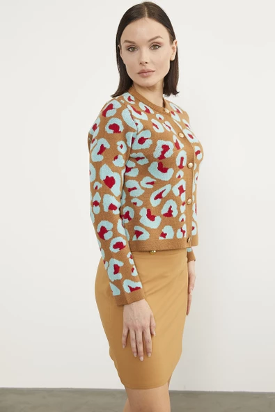 Leopar Desenli Triko Hırka - Kamel - Resim 4