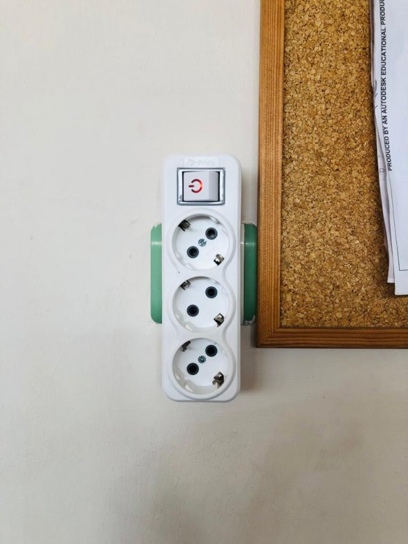 3’lü Anahtarlı Elektrik Priz ürün görseli 1