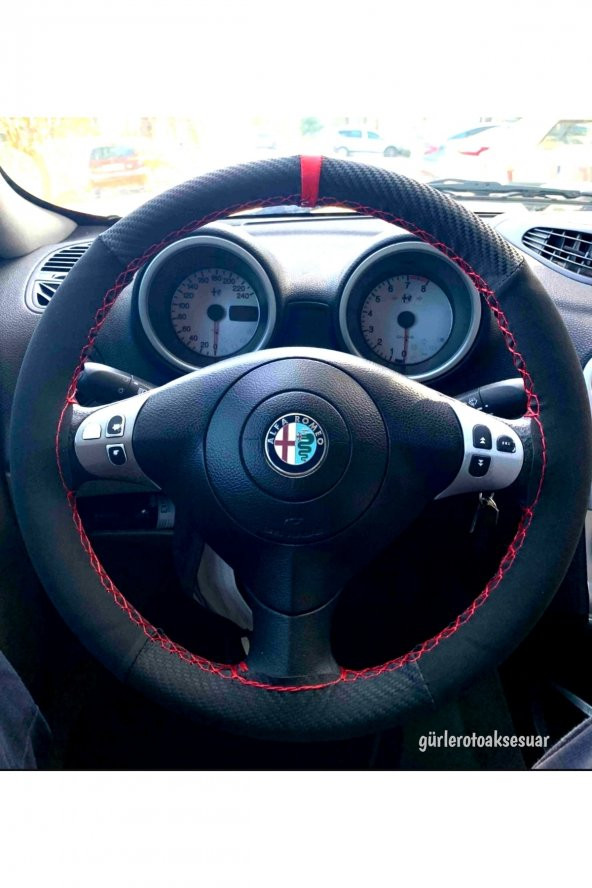 Alfa Romeo Uyumlu Dikmeli Direksiyon Kılıfı Alkantra-karbon Kırmızı Yüzüklü ürün görseli 1