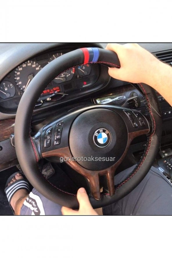 Bmw X1 M Logolu Oto Deri Dikmeli Direksiyon Kılıfı ürün görseli 1