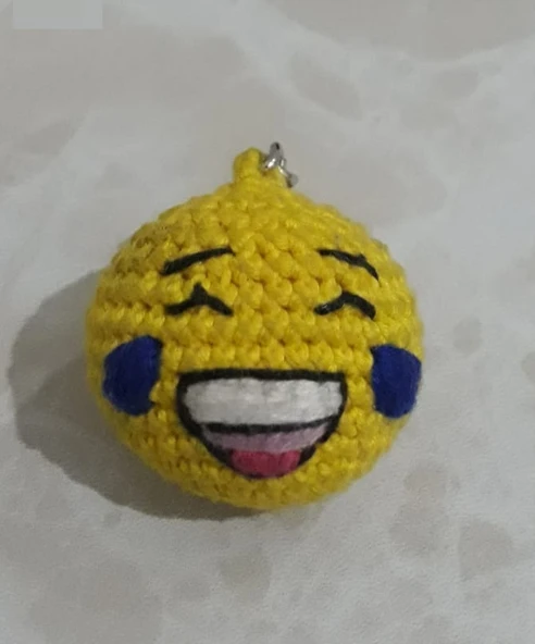 Gülen Surat Emoji Amigurumi Anahtarlık Oyuncak ürün görseli 1