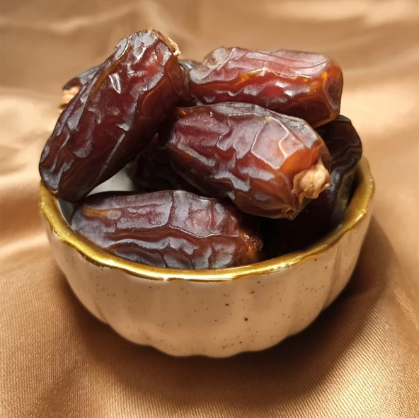 Medine Mebrum Hurması İri Boy Jumbo Etli Doğal Şekersiz ürün görseli 1