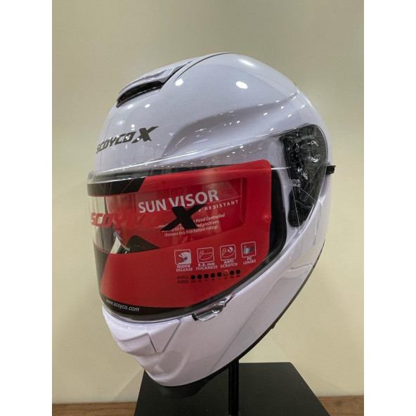 SCOYCO X507 GÜNEŞ VİZÖRLÜ KAPALI MOTOSİKLET KASKI BEYAZ ürün görseli 1